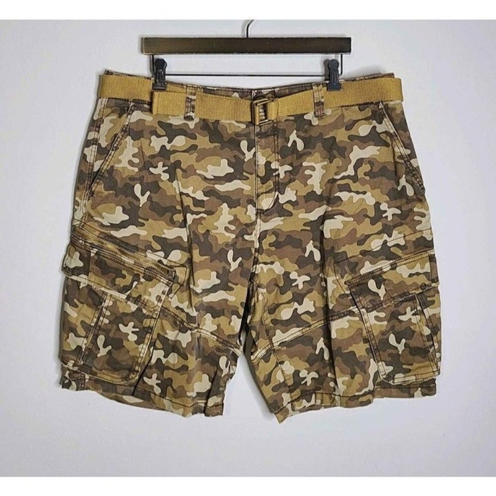 American Rag Mens Camouflage Cargo Shorts Shades of Brown w/Belt Size 40